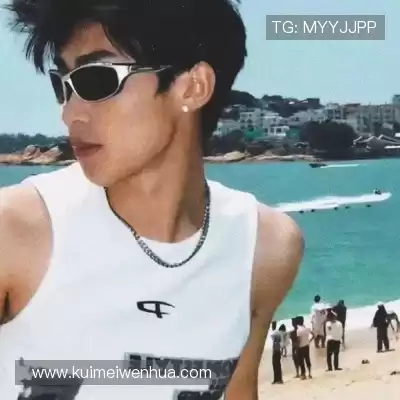 龙含雅